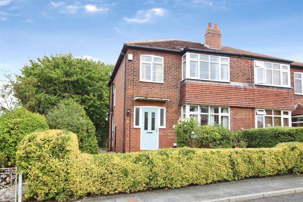 Main image of property: Templestowe Hill, Leeds