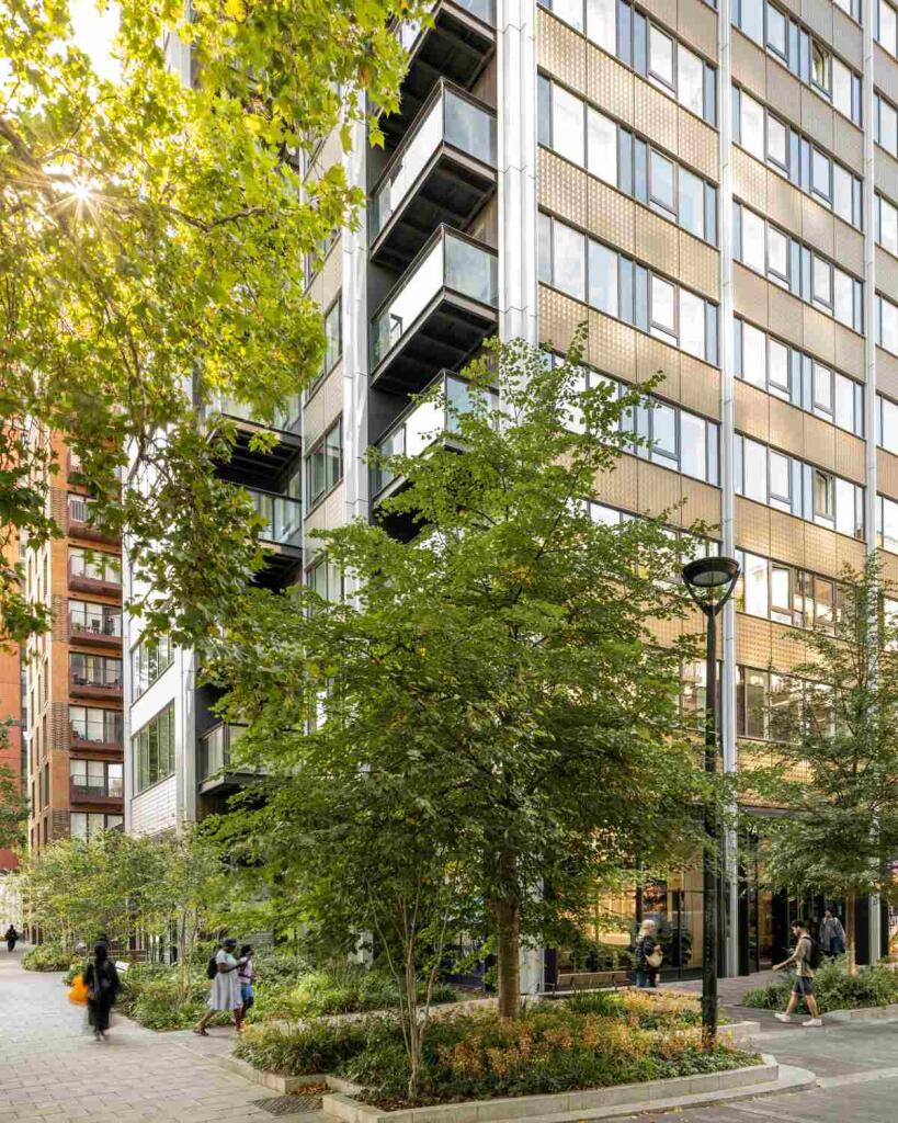 Apartment in London - View 5