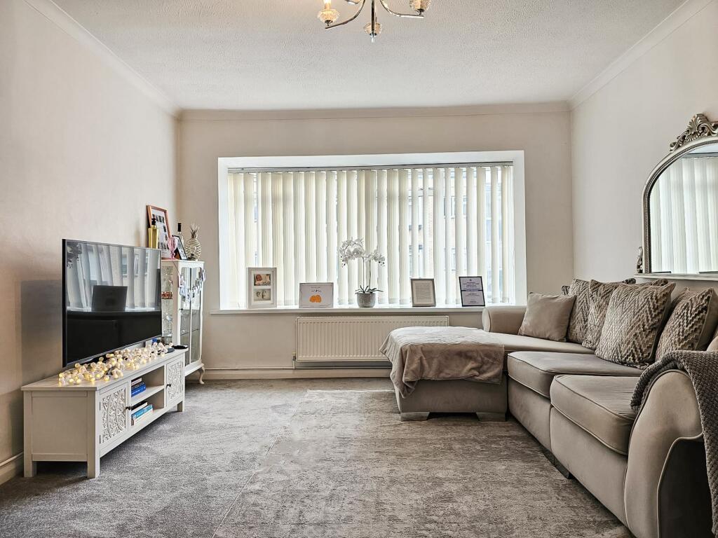 Apartment in Swansea - View 5