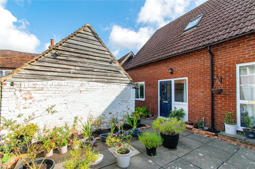 House in Basingstoke and Deane, Kingsclere - View 3