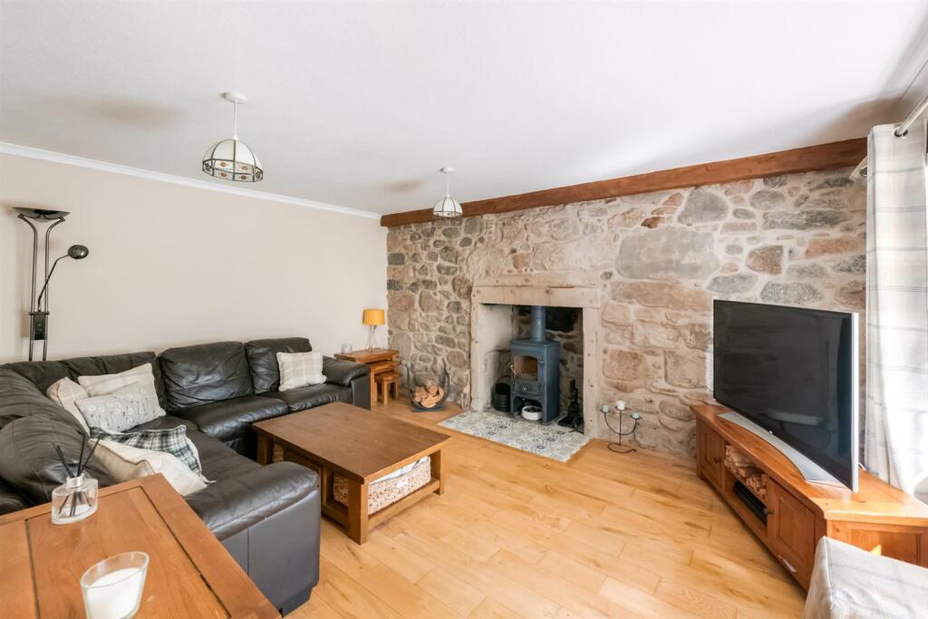 House in Falkirk - More