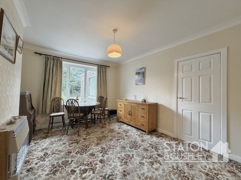 King Street, Mansfield Woodhouse, NG19 - More