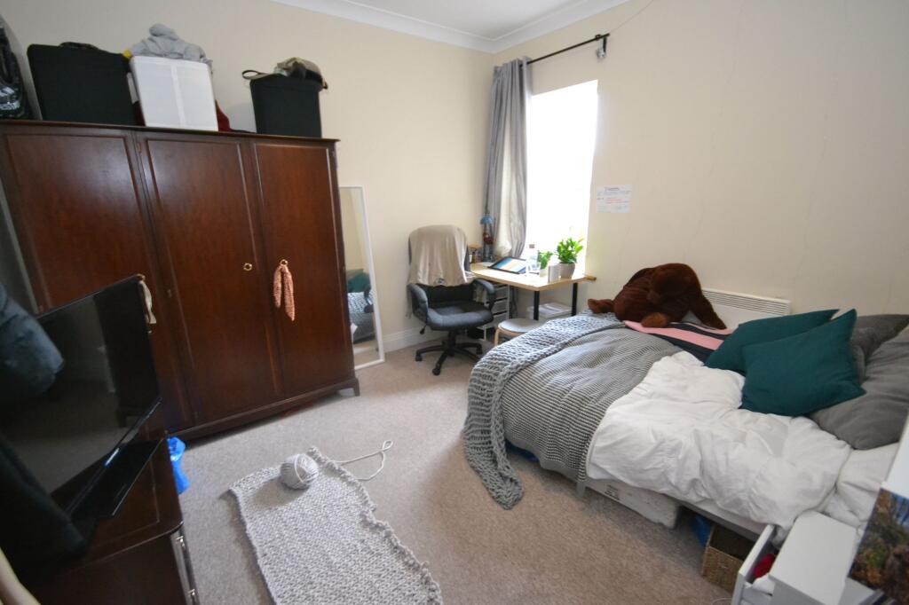 Main image of property: Erleigh Road, Reading, RG1