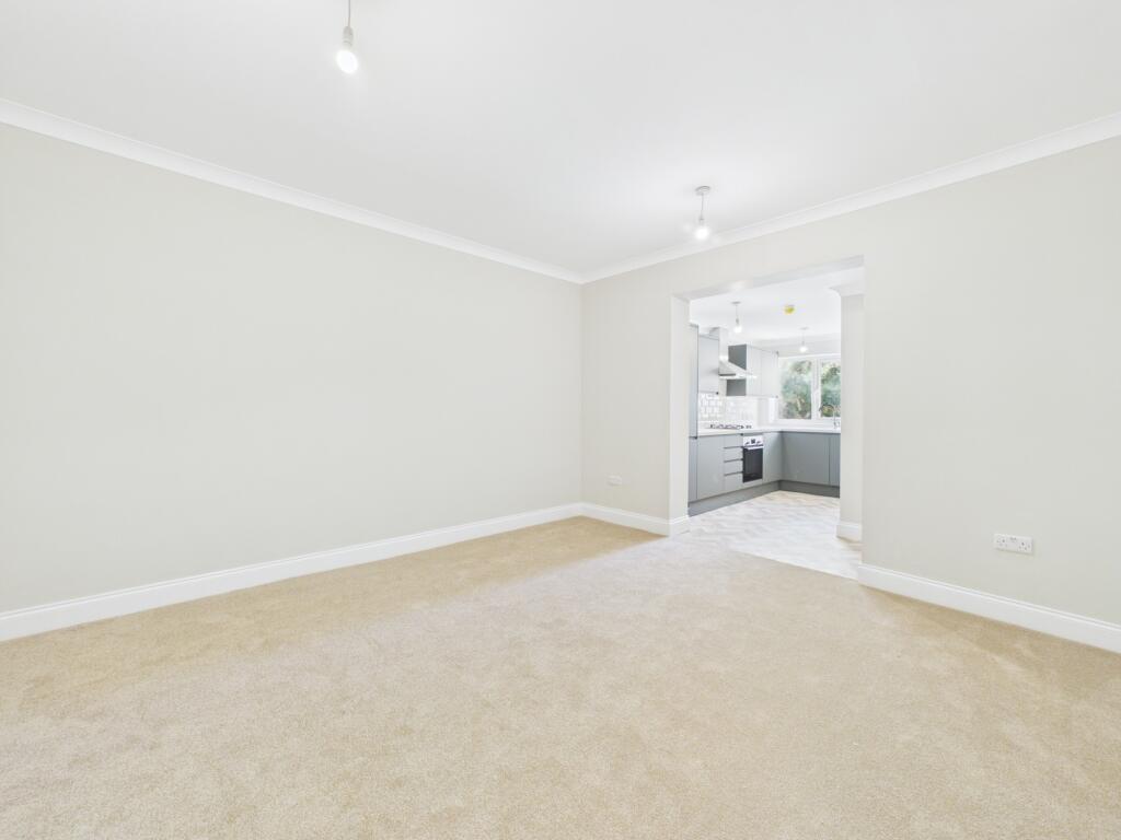 House in London - View 4