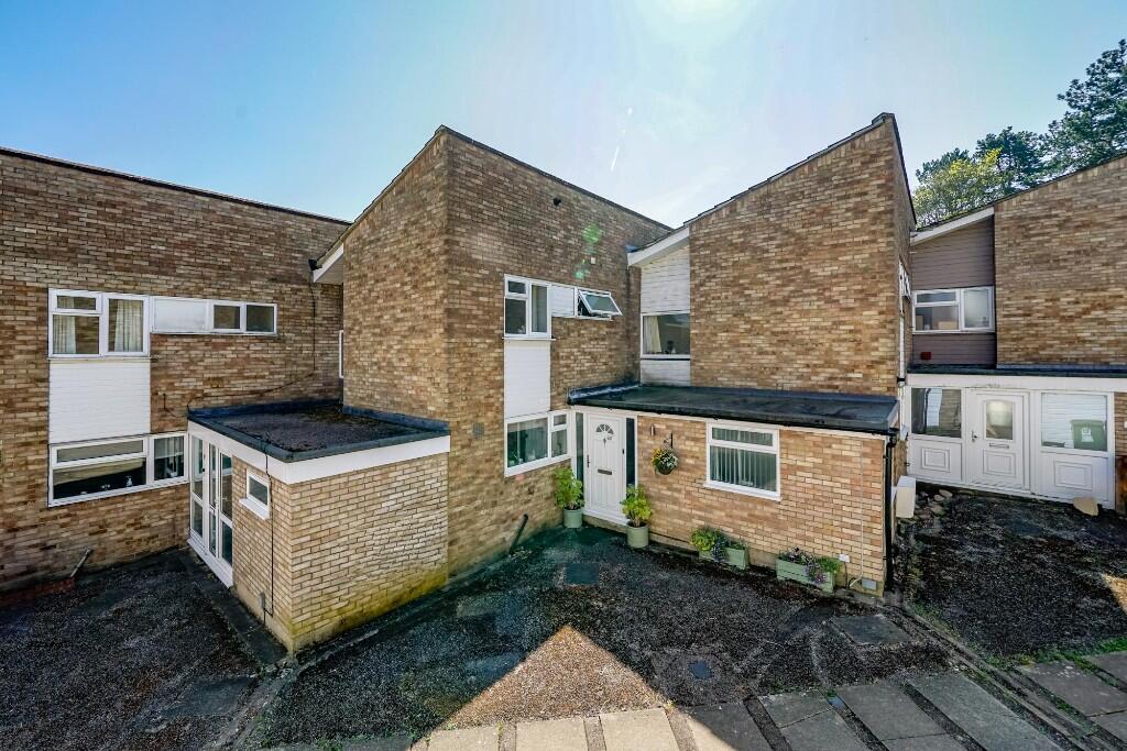 Main image of property: Hilltop Road, Berkhamsted, Hertfordshire, HP4