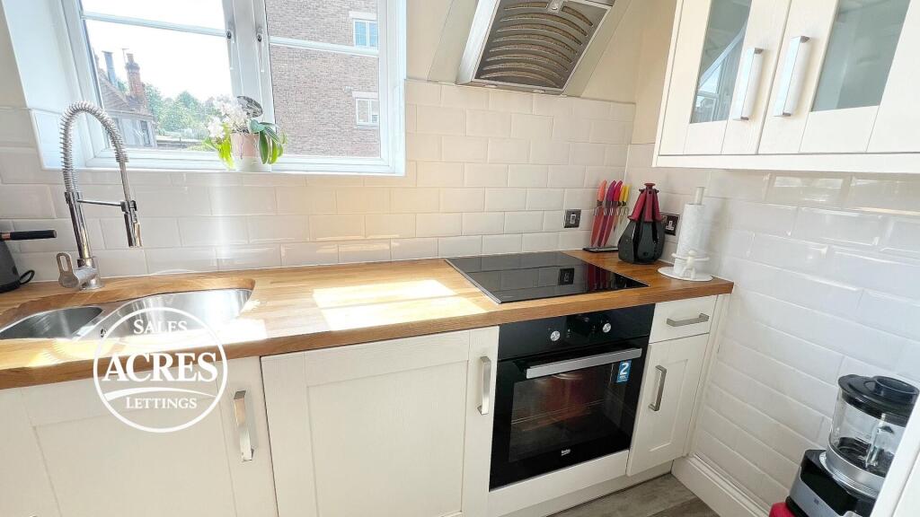Caversham Place, Sutton Coldfield photo 4