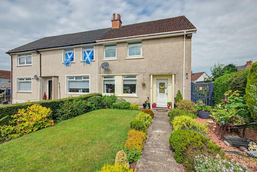 Main image of property: 11 Lochlea Avenue, Mauchline, KA5 6BW