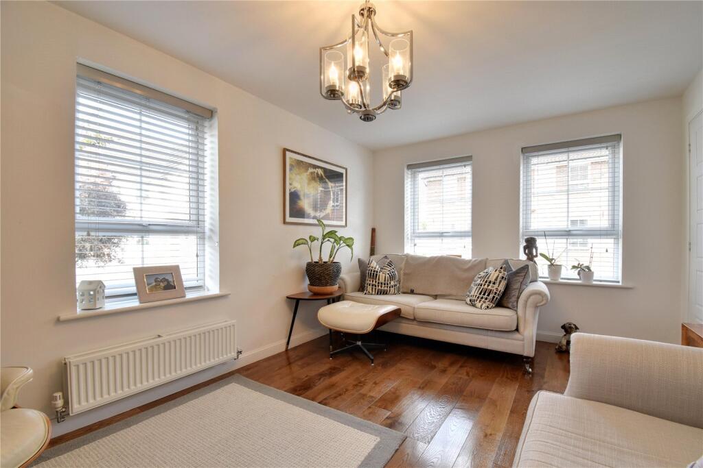 House in Darlington - More