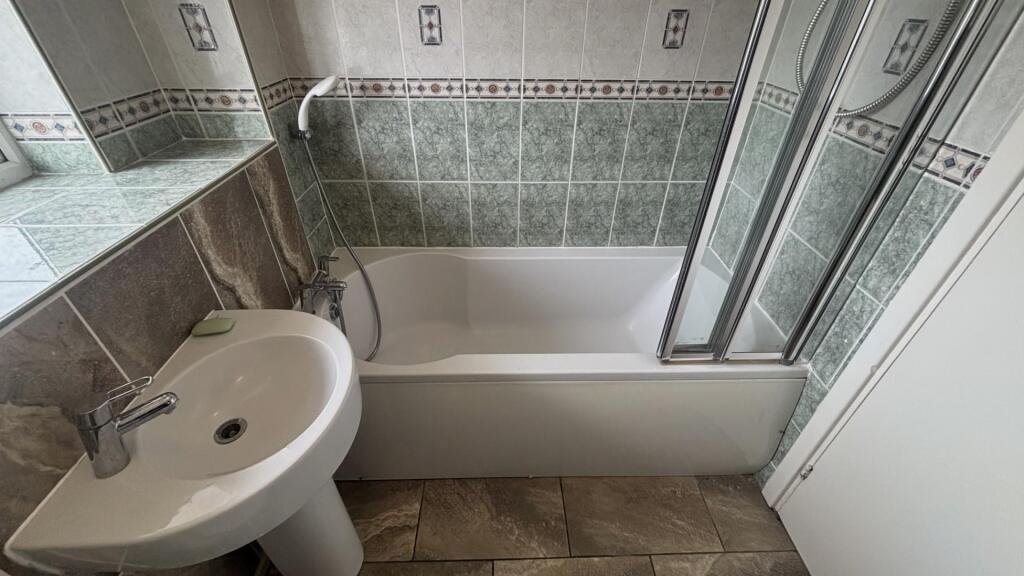 Additional image 8 of Macdonald Close, Tividale, Oldbury