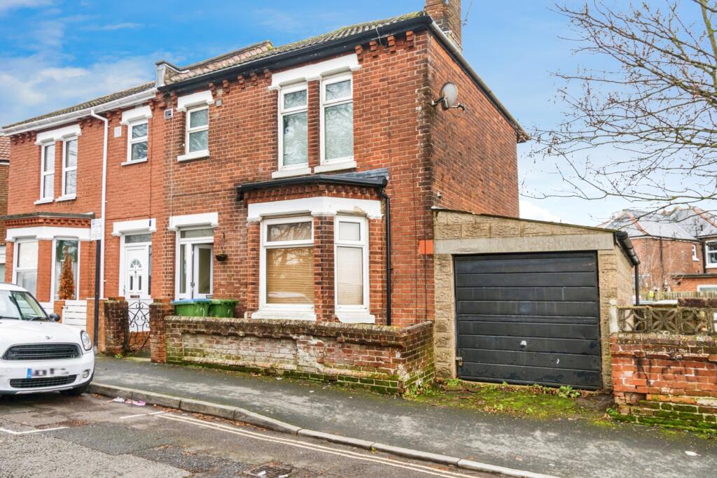 Main image of property: Handel Terrace, Southampton, Hampshire, SO15