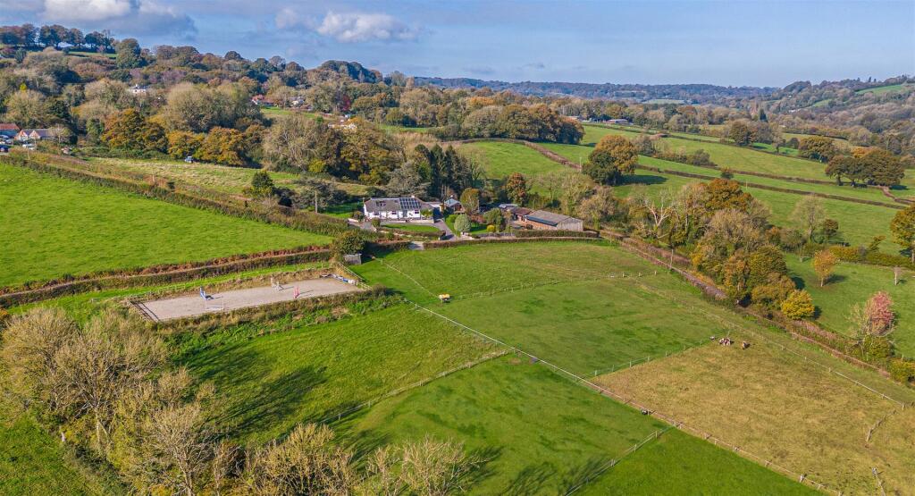 Main image of property: Chardstock, Axminster