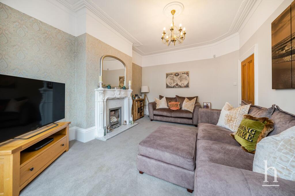House in Wallasey, Liscard - More