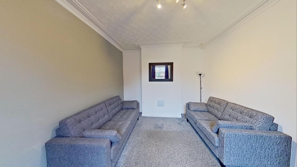 House in Leeds - View 5