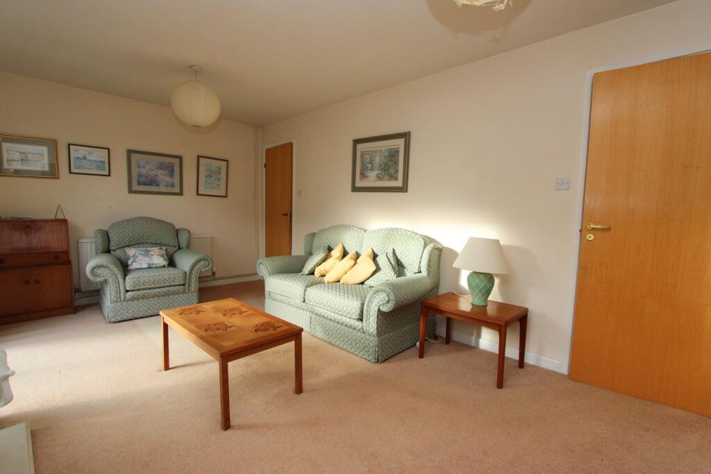 Walshe Avenue, Chipping Sodbury, BS37 - View 5