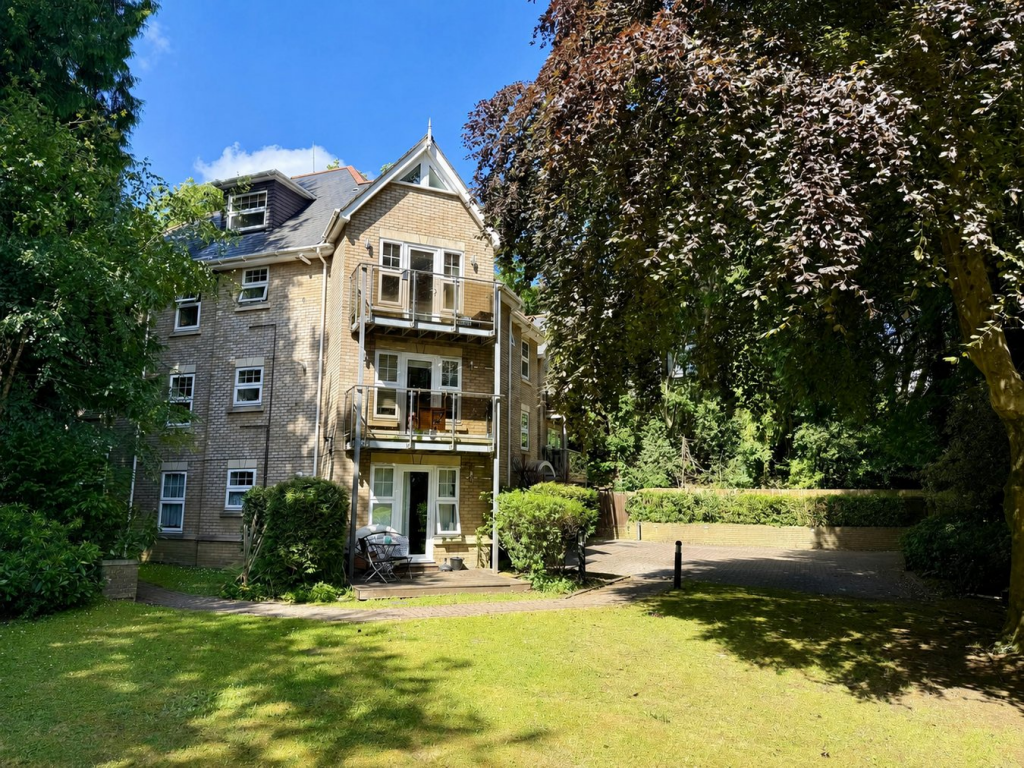Main image of property: Harbour Lights 121 North Road, Lower Parkstone, BH14