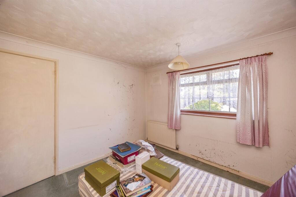 James Road, Havant - View 5