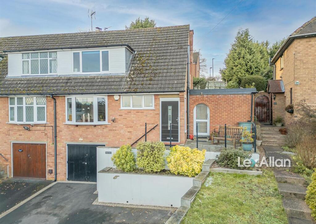 Main image of property: Edge View Walk, Kinver