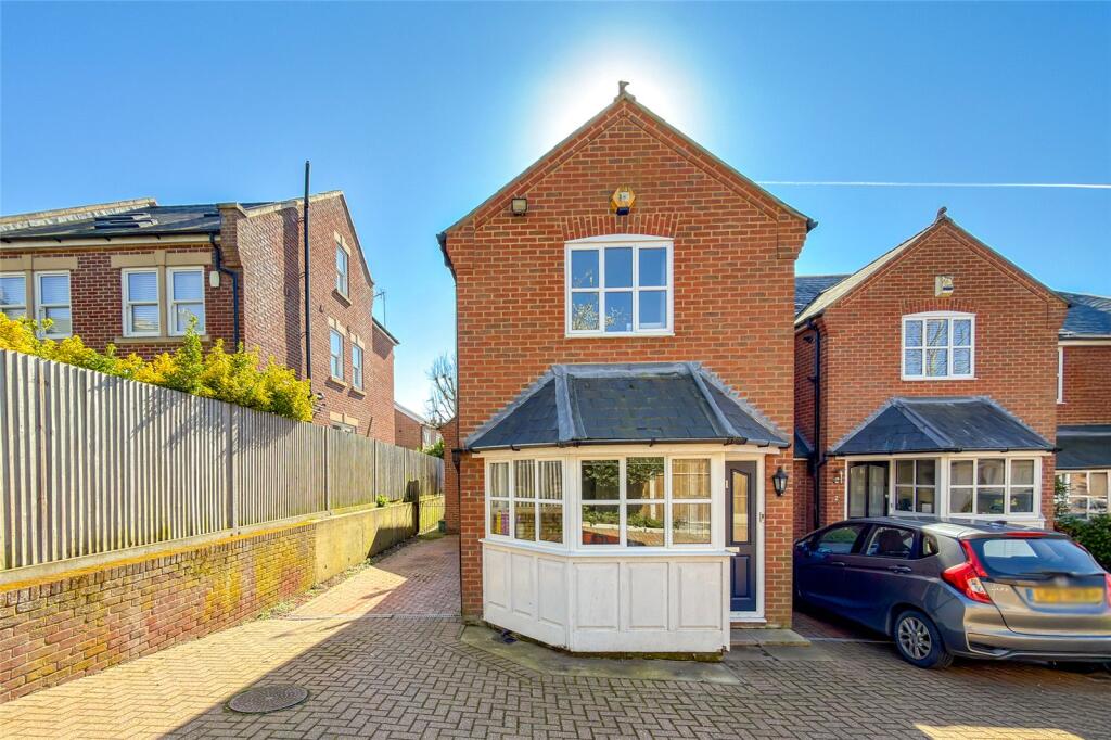 Knights Orchard, Verulam Road, St. Albans, Hertfordshire, AL3