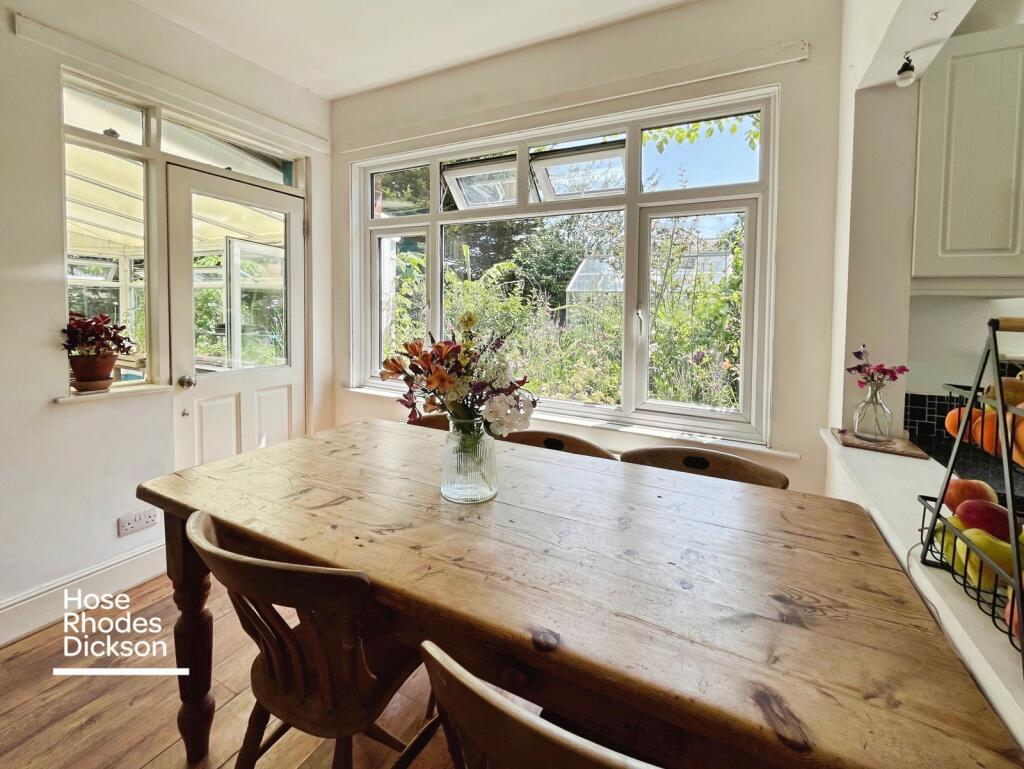 House in Shanklin, Lower Hyde, Luccombe - More