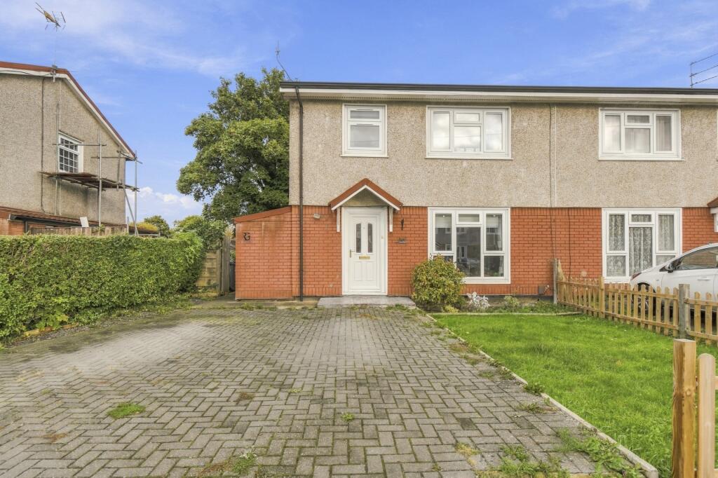3-bed semi-detached on Viking Road, Acomb, YO26, £250,000