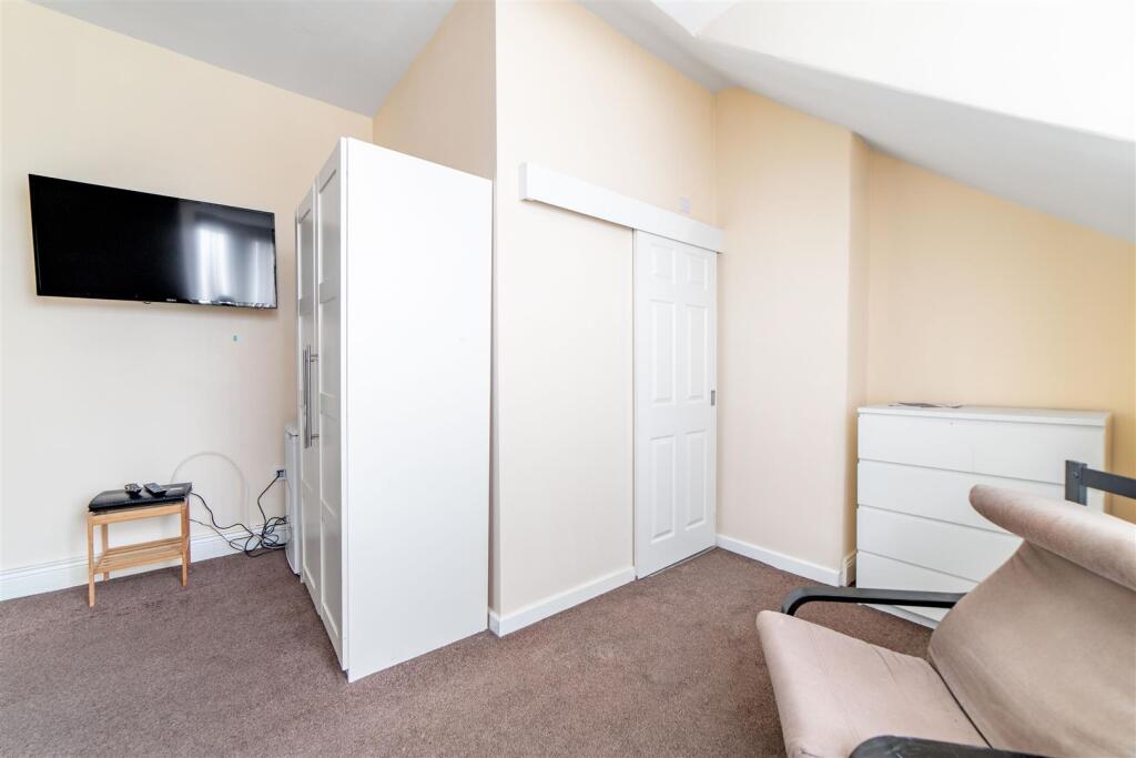 House in Sunderland - View 4