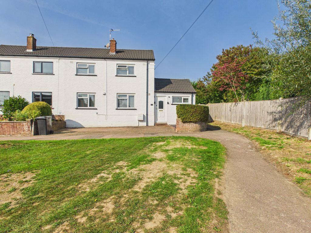 House in Tunbridge Wells, Pembury - More