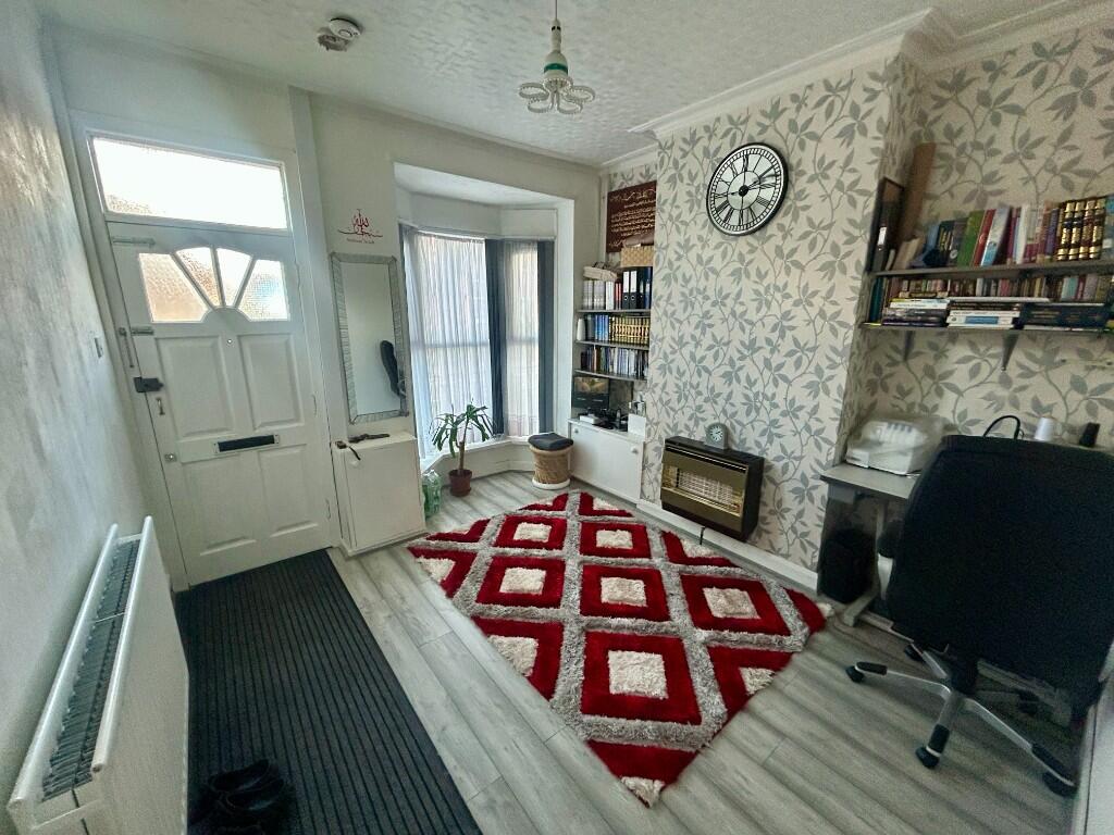 Golden Hillock Road, Birmingham, B11 photo 3