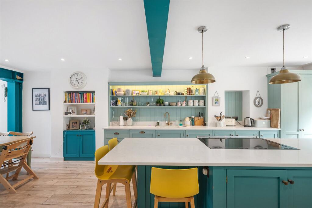 House in London - More