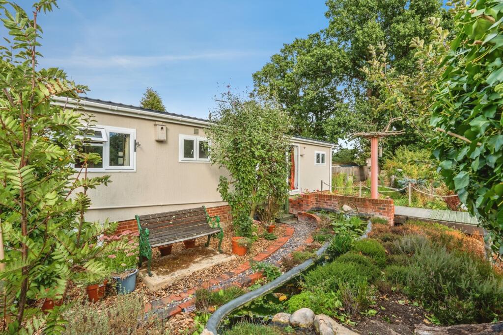 House in New Forest, Netley Marsh - View 4