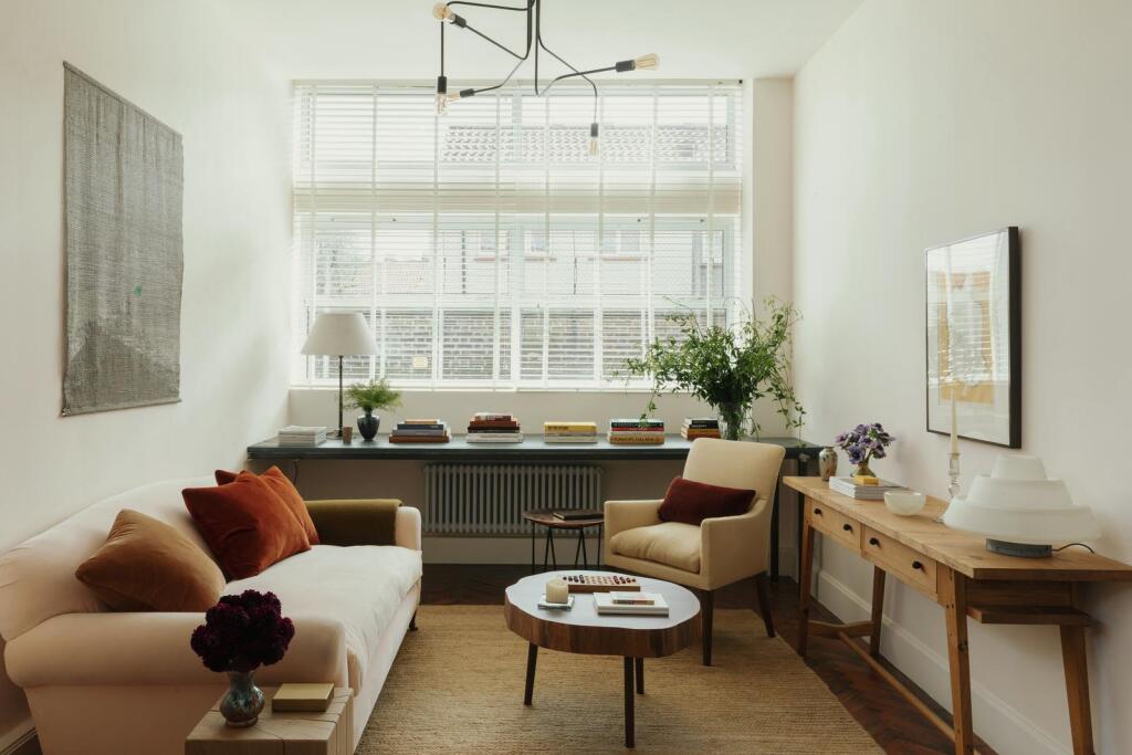1-bed flat on Grenier Apartments, £450,000