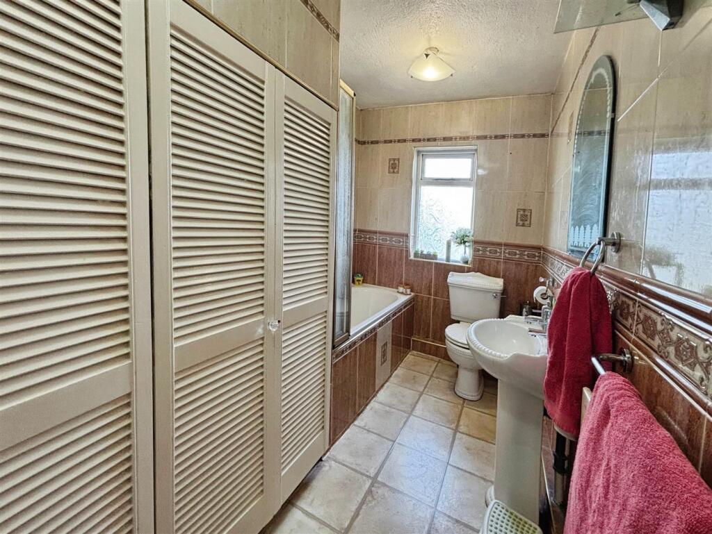 Additional image 15 of Briggs Avenue, Bradford, BD6 3AS