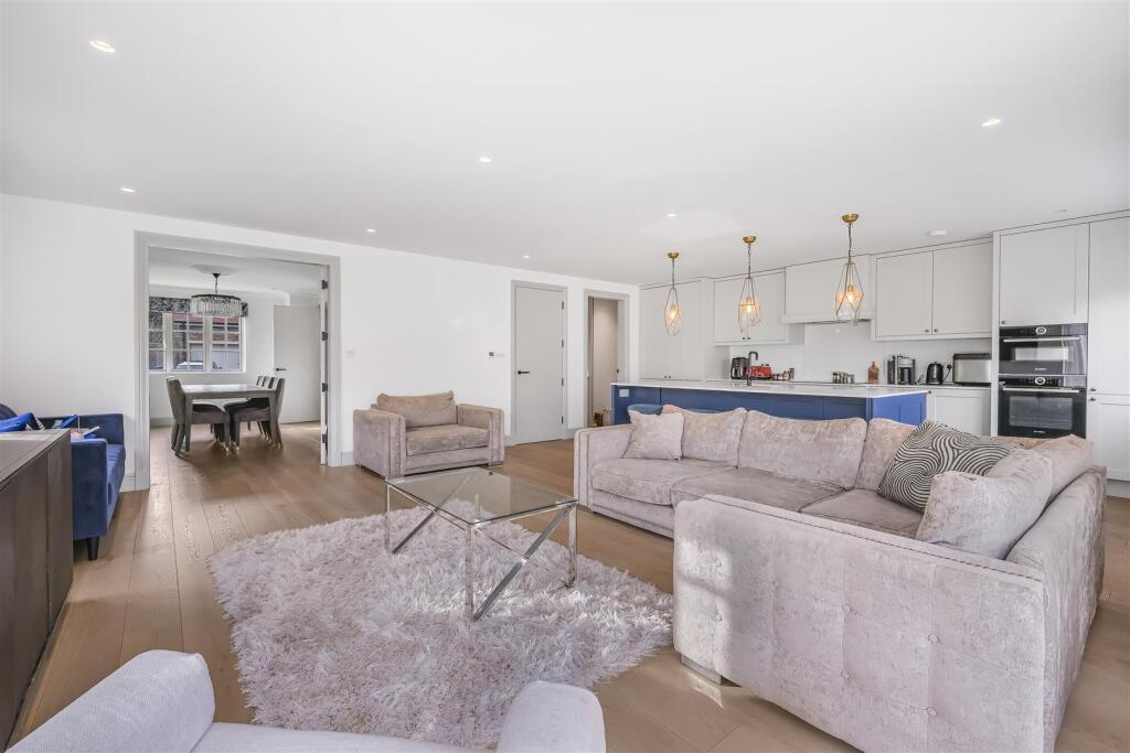 Beechview Drive, Hign Beech, EN9 - View 4