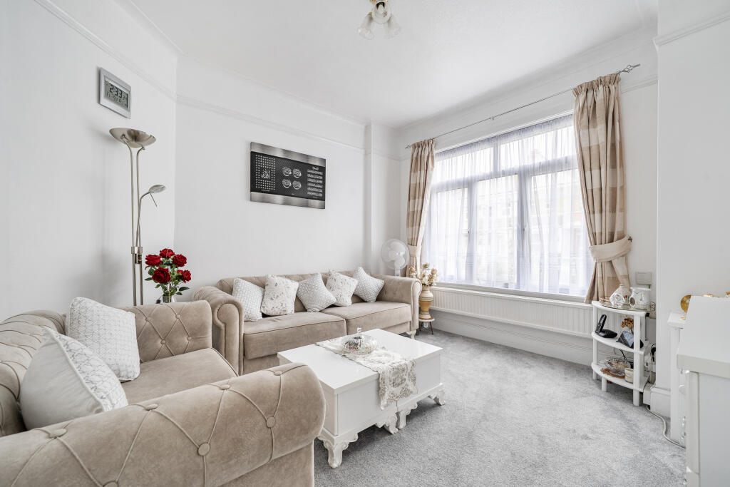 House in London - View 5