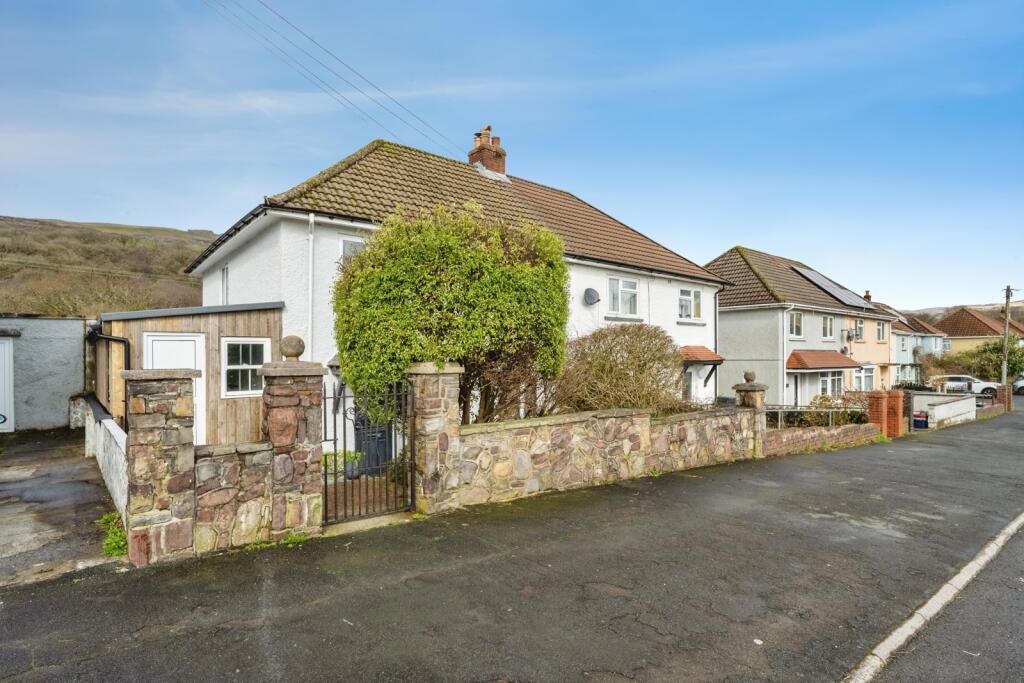 House in Swansea, Powys