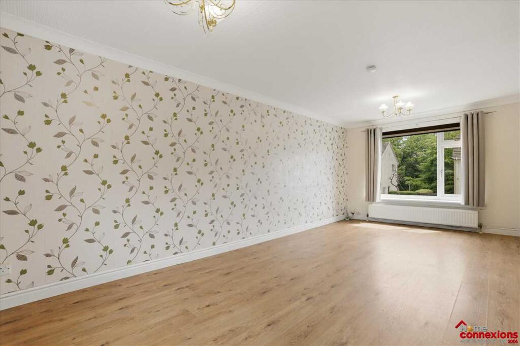 House in East Kilbride, Kelvin Industrial (North), The Murray - View 2