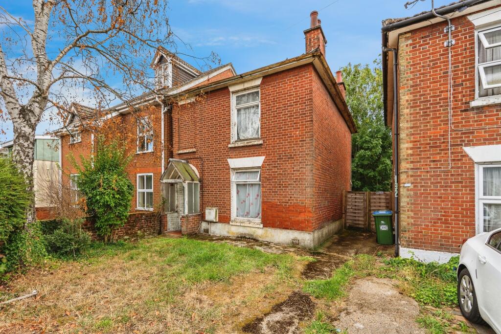 Main image of property: Millbrook Road East, Southampton