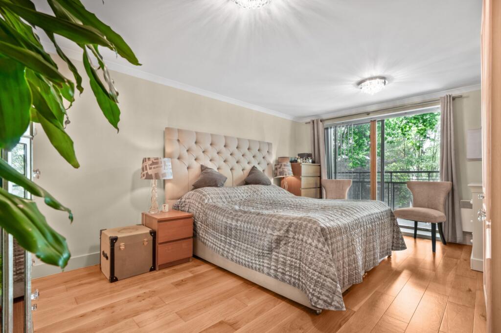 Apartment in London - View 3