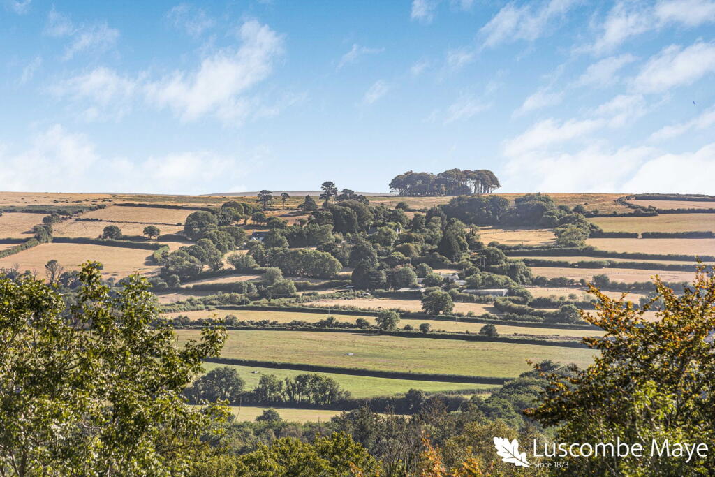 House in Plymouth - View 5