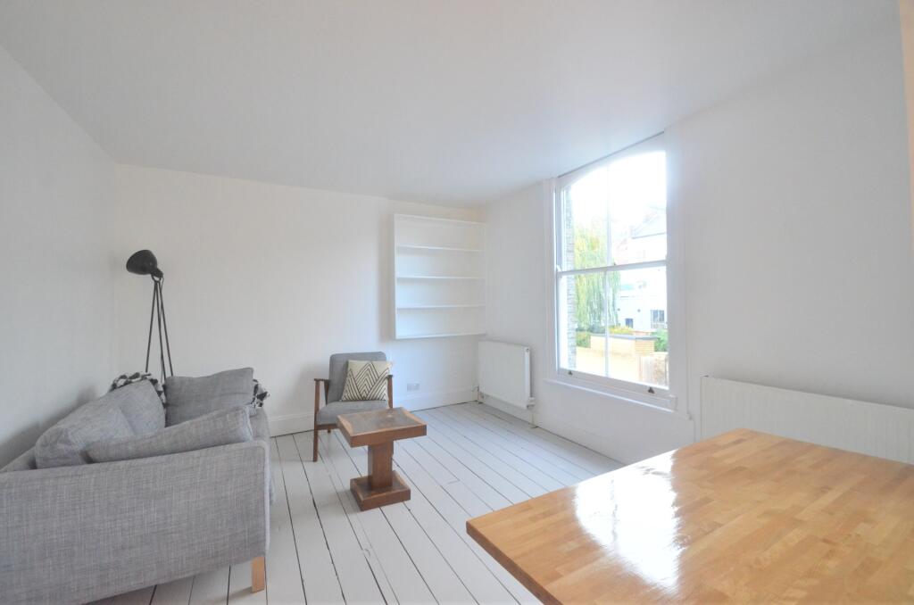 Apartment in London, Shacklewell - View 3
