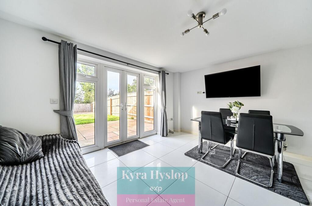 House in Exeter - View 4