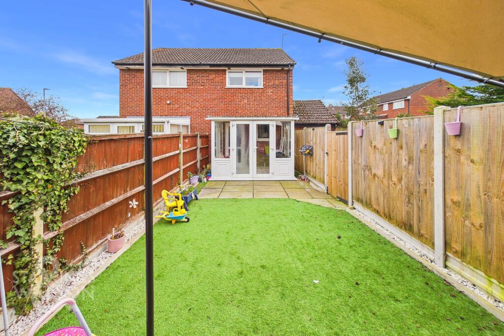 2-bed semi-detached on Greenacre Close, Brundall, Norwich, £230,000