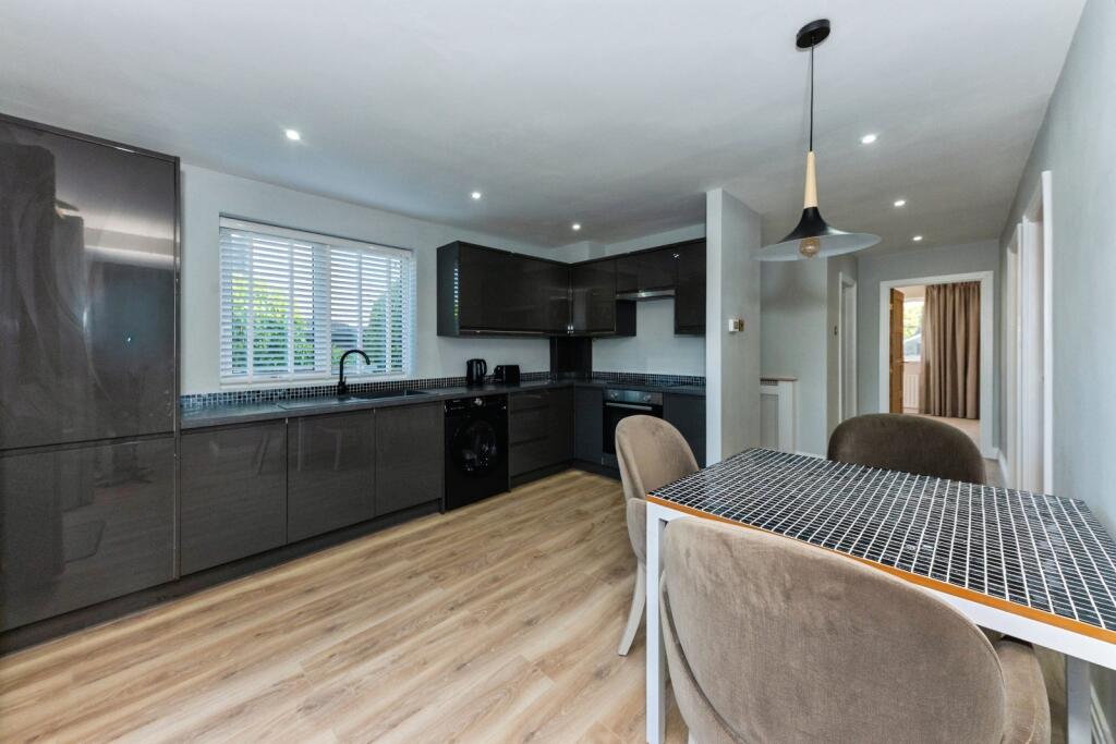 Main image of property: Kensington Place, Grimsby, Lincolnshire, DN33