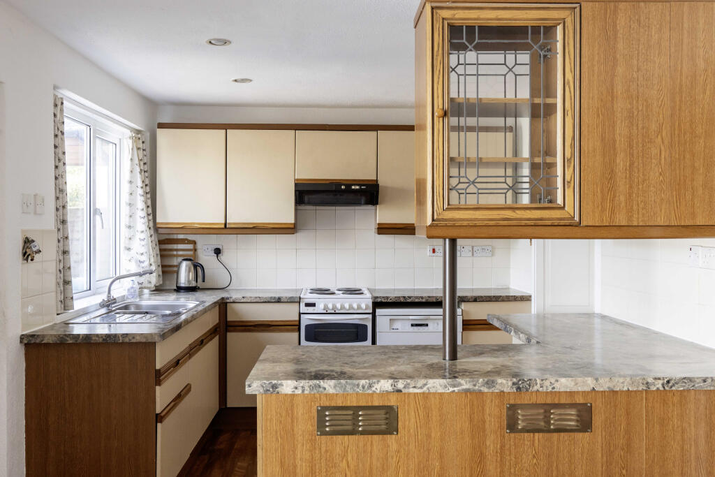 House in Bristol, Downend, Downend and Bromley Heath - View 3