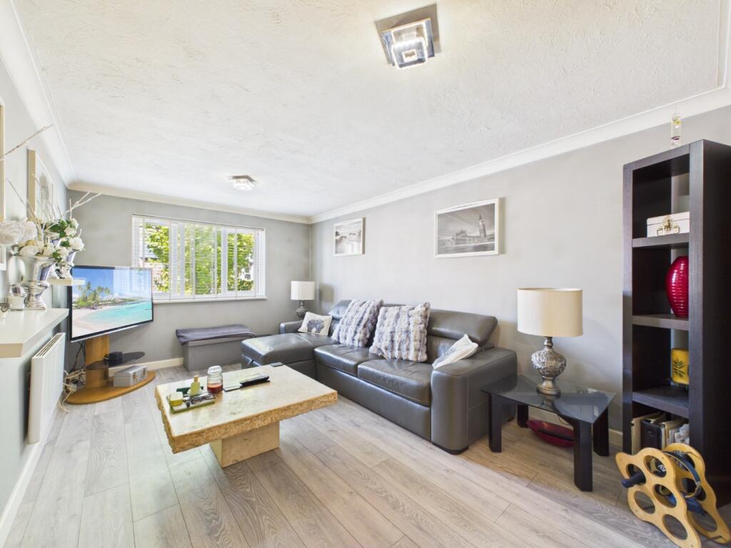 Main image of property: Hunters Lodge, 99 Manor Road, Sidcup, Kent, DA15