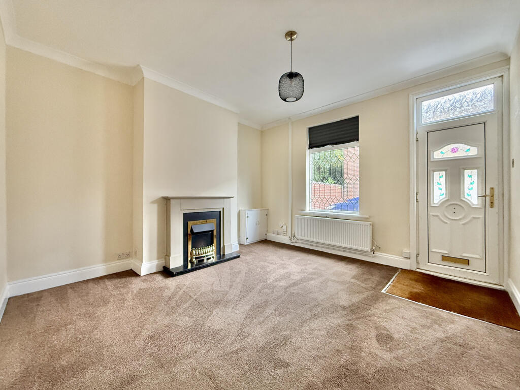 House in Wakefield, Belle Isle - View 2