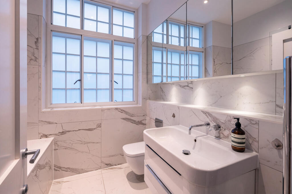 Apartment in London, City of Westminster - View 5