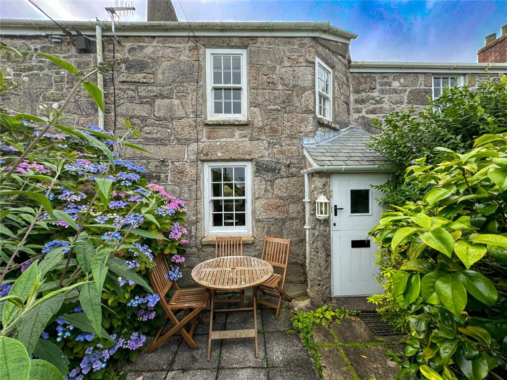2-bed terraced on Bojewyan Stennack, Pendeen, TR19, £269,000