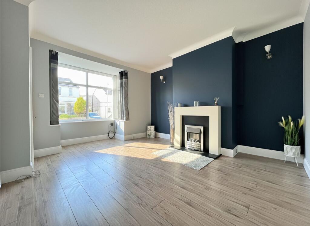 Rowlands Avenue, Huddersfield, HD5 photo 4
