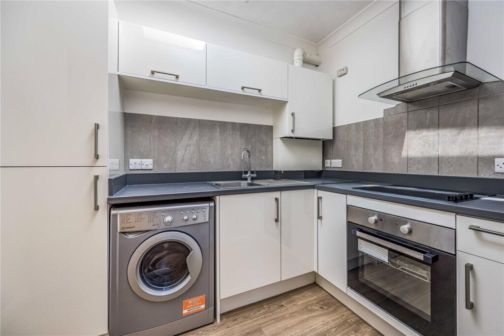Main image of property: Kingston Road, Fratton, Portsmouth, PO2