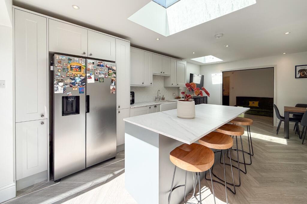 House in Slough, Windsor and Maidenhead - View 5